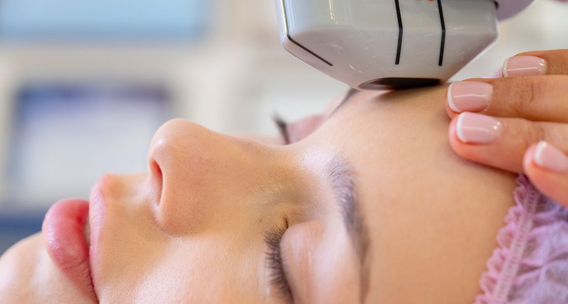 LED Light Therapy: Pros and Cons