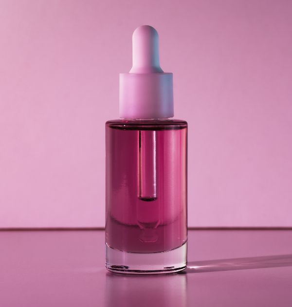 The benefits of using a face oil in your skincare routine